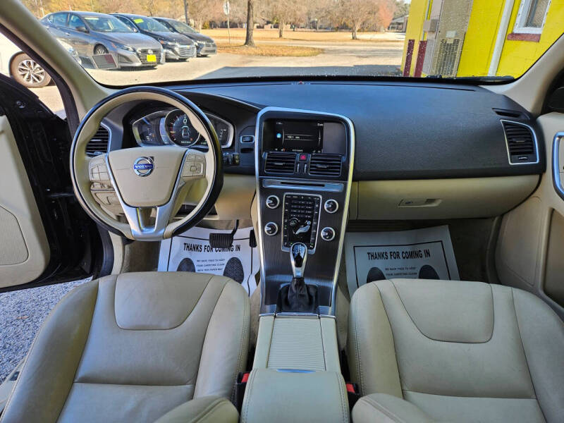 2016 Volvo XC60 T5 Drive-E Premier