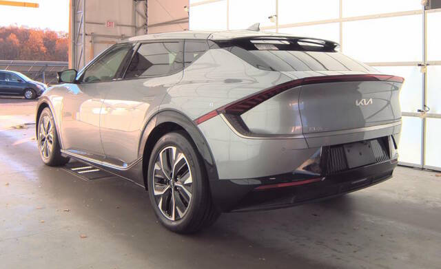 2022 Kia EV6 Wind