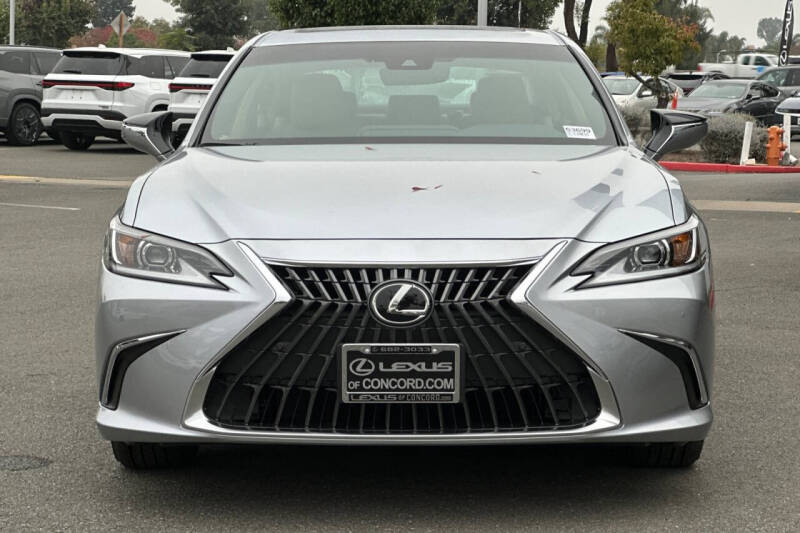 2025 Lexus ES 350