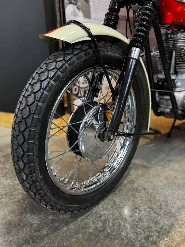 1960 Triumph TR6 Trophy