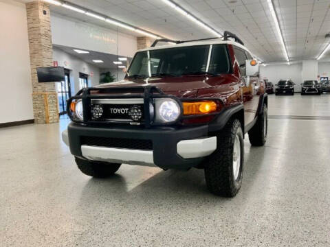 2008 Toyota FJ Cruiser for sale at Dixie Imports in Fairfield OH