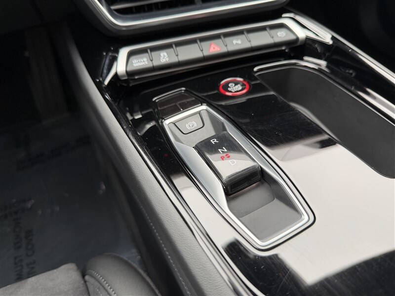 2023 Audi e-tron GT quattro Premium Plus