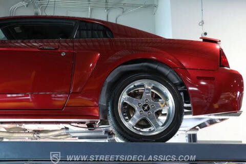 2004 Ford Mustang GT Deluxe
