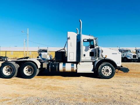 2012 Kenworth T800 for sale at Edge Motor & Equipment Sales in Woodward OK