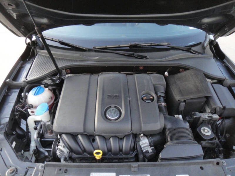 2013 Volkswagen Passat Wolfsburg Edition PZEV