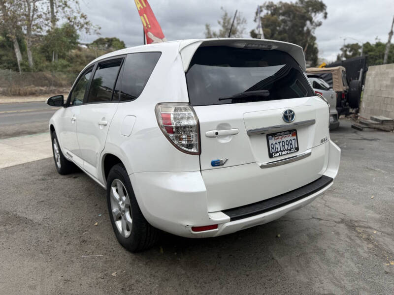 2012 Toyota RAV4 EV