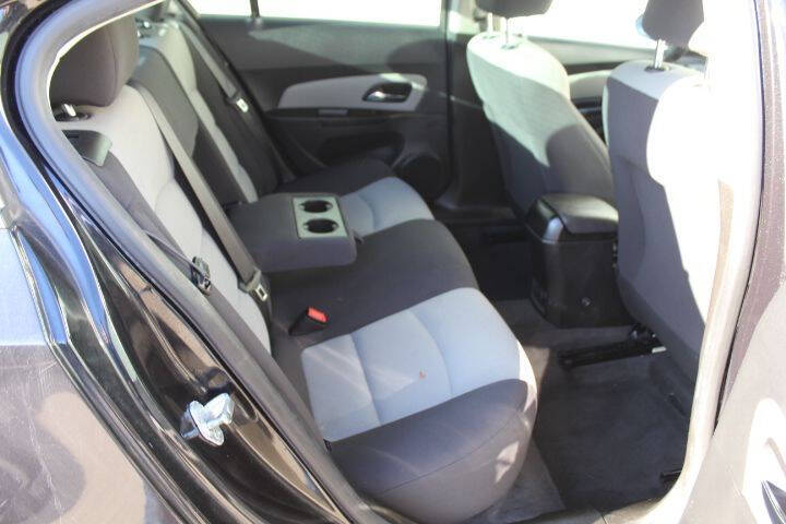 2013 Chevrolet Cruze LS Auto