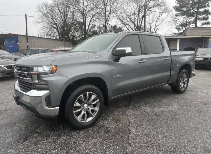 2020 Chevrolet Silverado 1500 LT photo 2