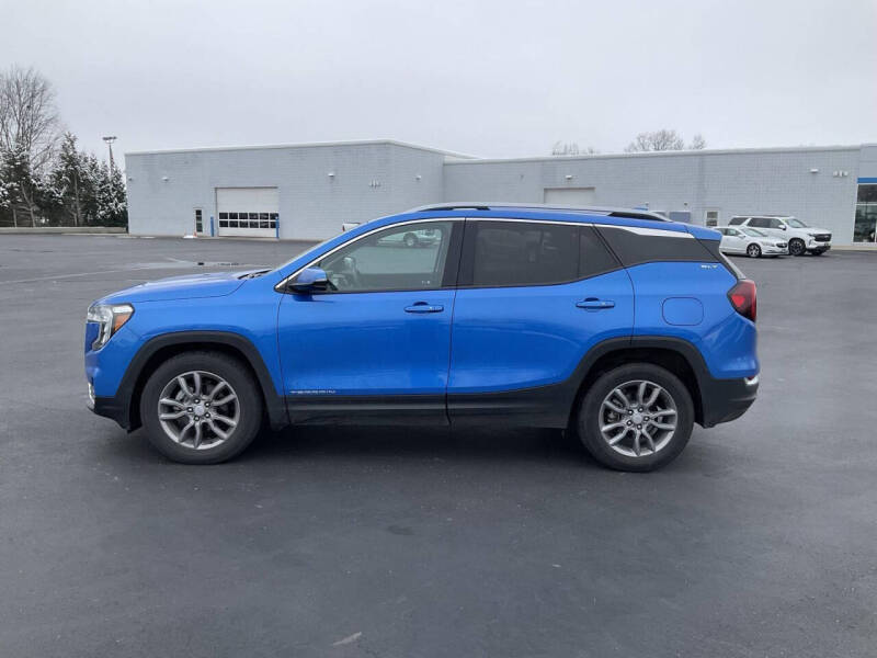 2024 GMC Terrain SLT