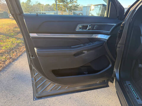 2018 Ford Explorer Sport