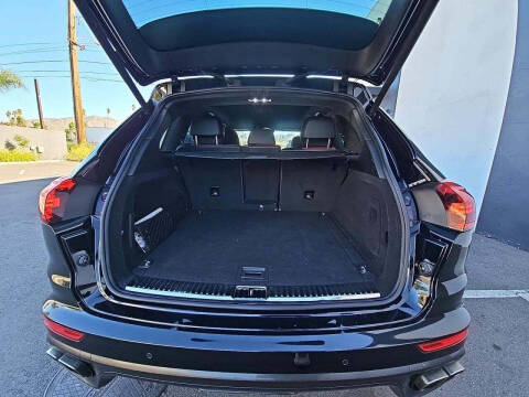 2017 Porsche Cayenne Turbo