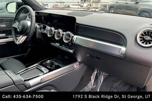 2025 Mercedes-Benz GLB GLB 250 4MATIC