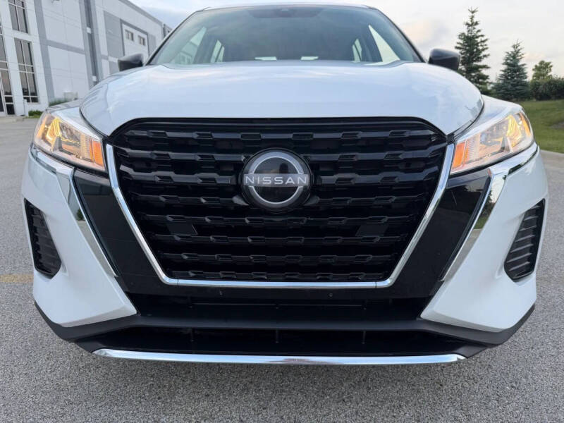 2023 Nissan Kicks S