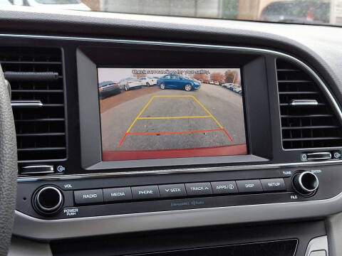 2018 Hyundai Elantra