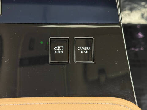 2025 Infiniti QX80 Sensory