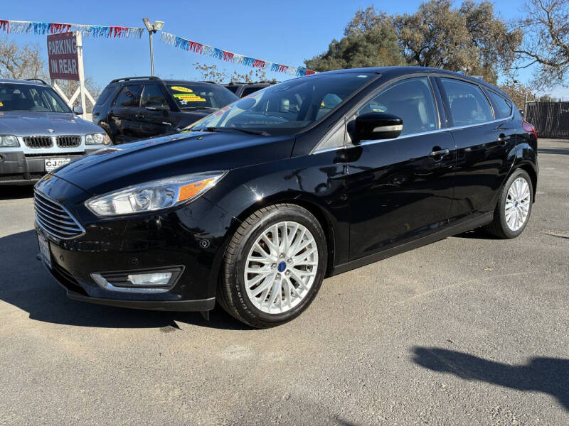 2016 Ford Focus Titanium's photo