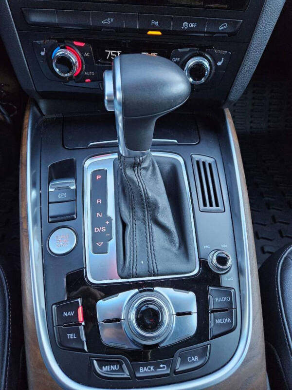 2013 Audi Q5 Hybrid 2.0T quattro Prestige