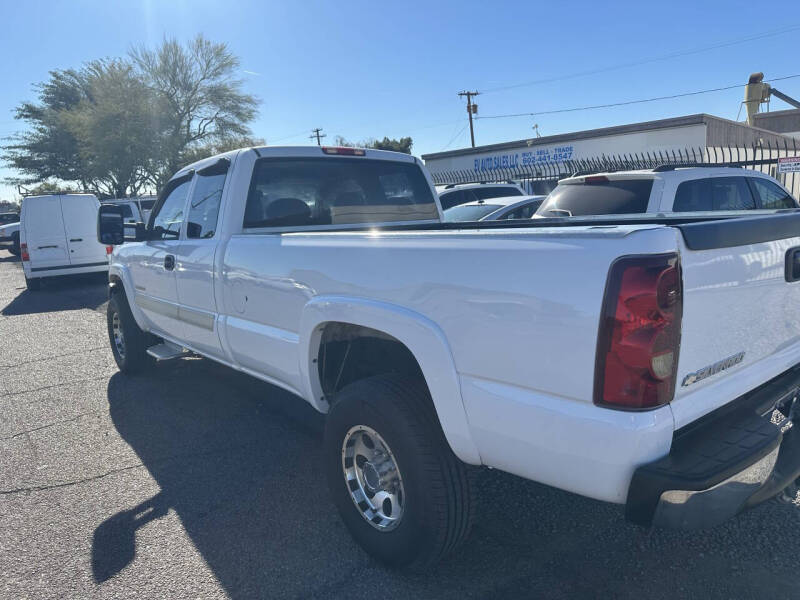 2003 Chevrolet Silverado 2500HD LS