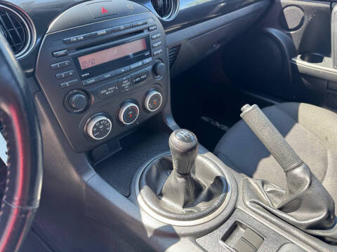 2013 Mazda MX-5 Miata Sport