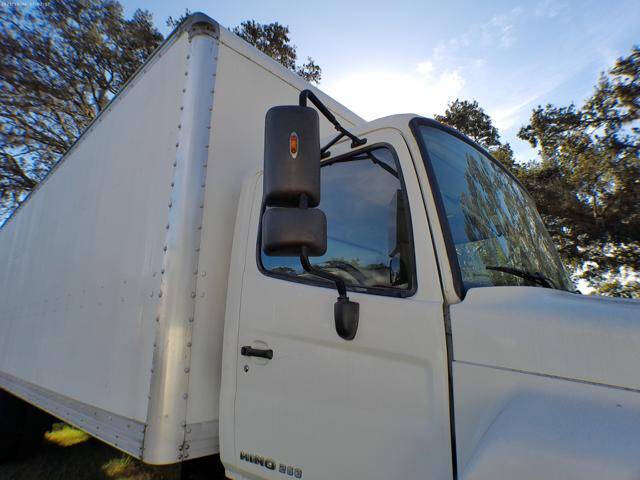 2016 Hino Conventional Cab