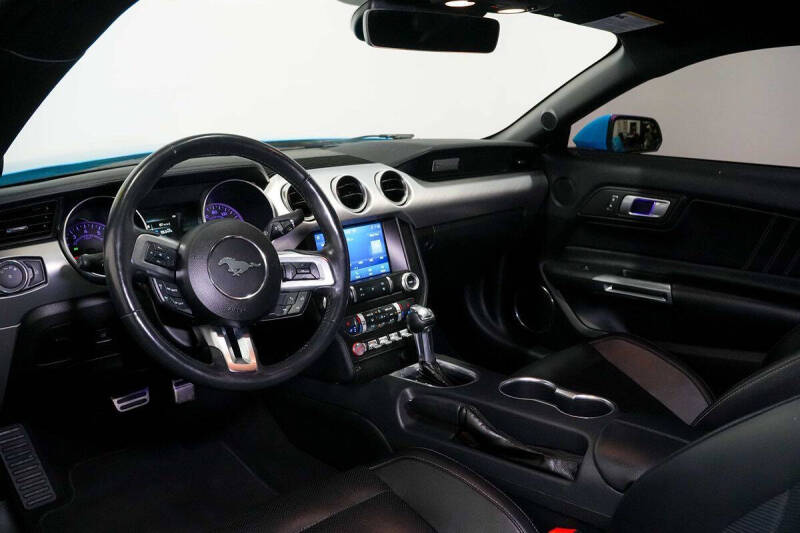 2022 Ford Mustang EcoBoost Premium