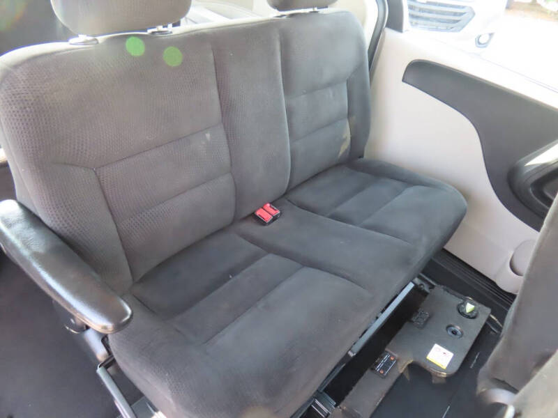 2016 Dodge Grand Caravan American Value Package
