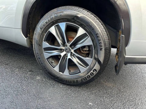 2020 Toyota Highlander XLE