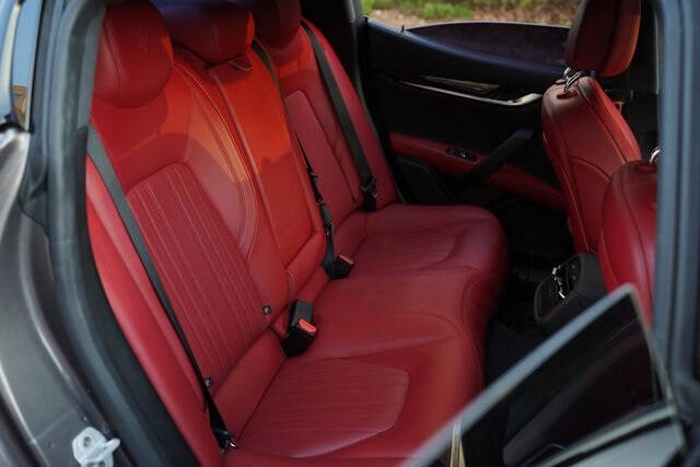 2023 Maserati Ghibli Modena