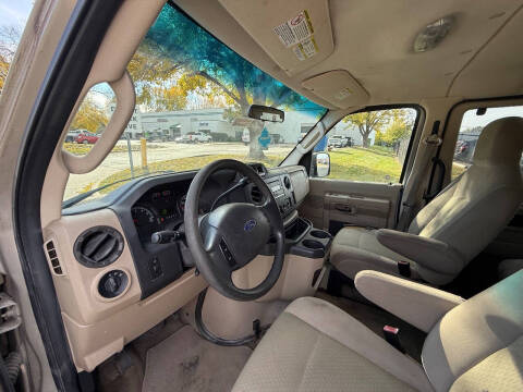 2009 Ford E-Series E-350 SD XLT