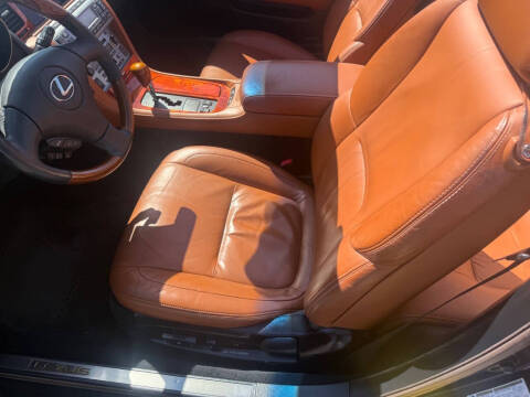 2005 Lexus SC 430