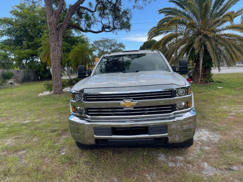 2015 Chevrolet 3500HD LCF