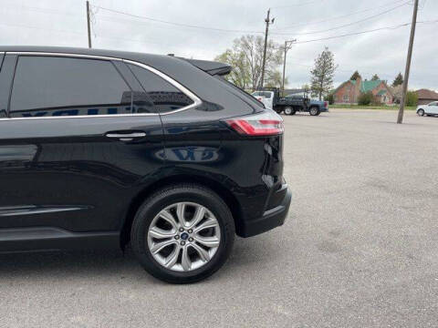 2019 Ford Edge Titanium
