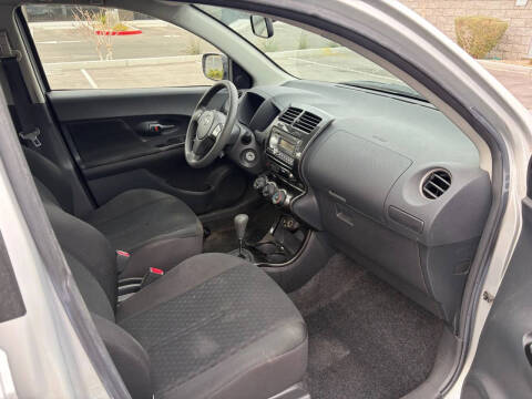 2010 Scion xD