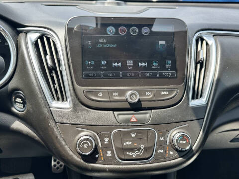 2017 Chevrolet Malibu LT
