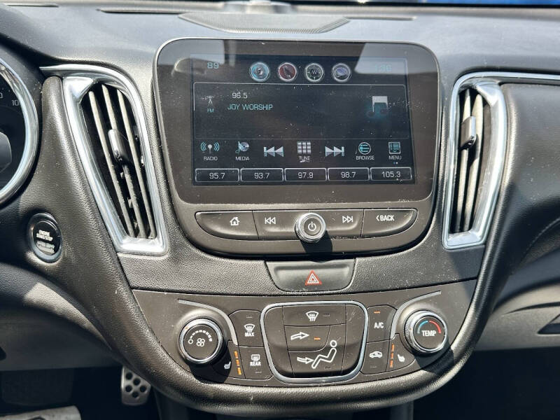 2017 Chevrolet Malibu LT