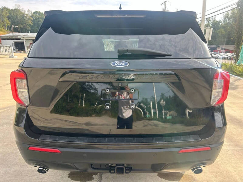 2022 Ford Explorer ST-Line