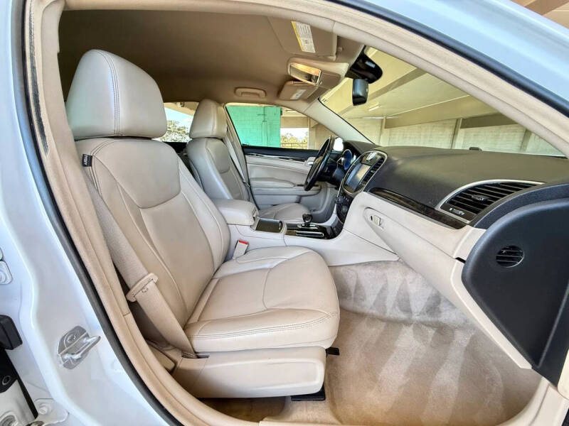 2014 Chrysler 300