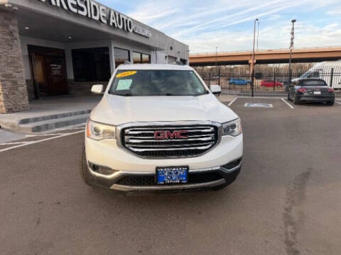 2017 GMC Acadia SLE-2
