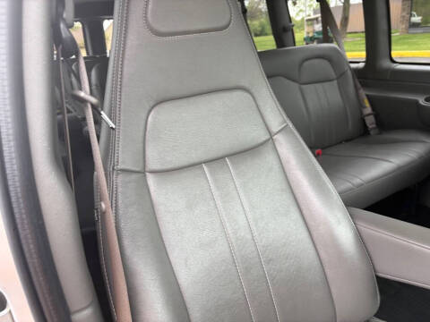 2017 Chevrolet Express LS 3500