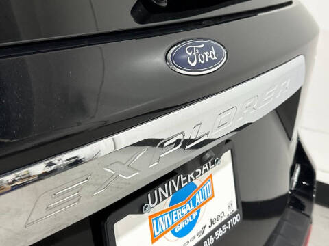 2023 Ford Explorer XLT