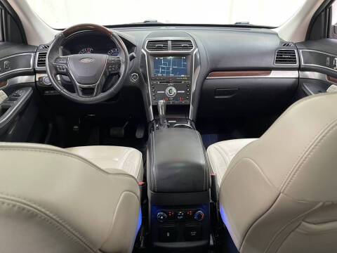 2018 Ford Explorer Platinum