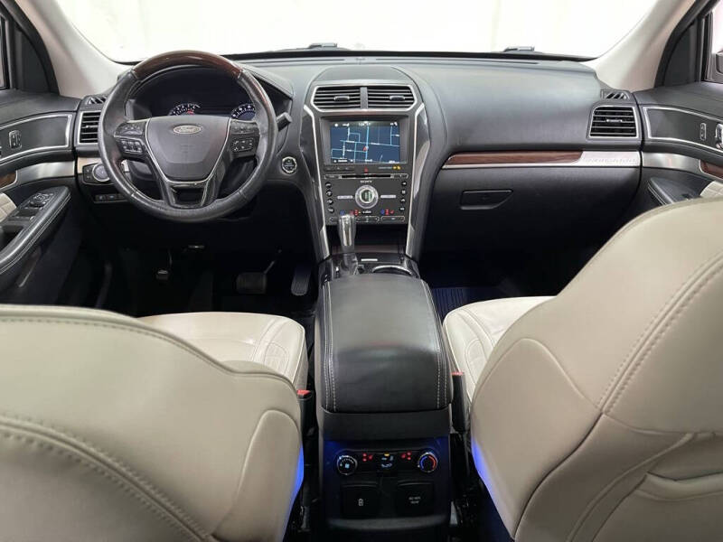 2018 Ford Explorer Platinum