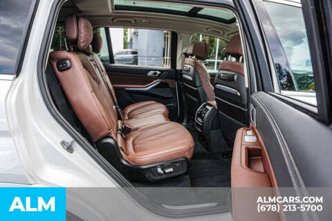 2025 BMW X7 xDrive40i