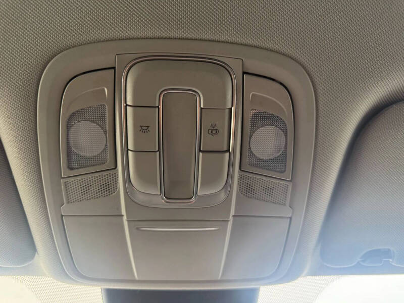 2019 Hyundai Santa Fe SE 2.4L