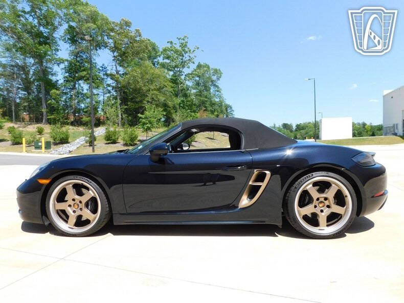 2021 Porsche 718 Boxster