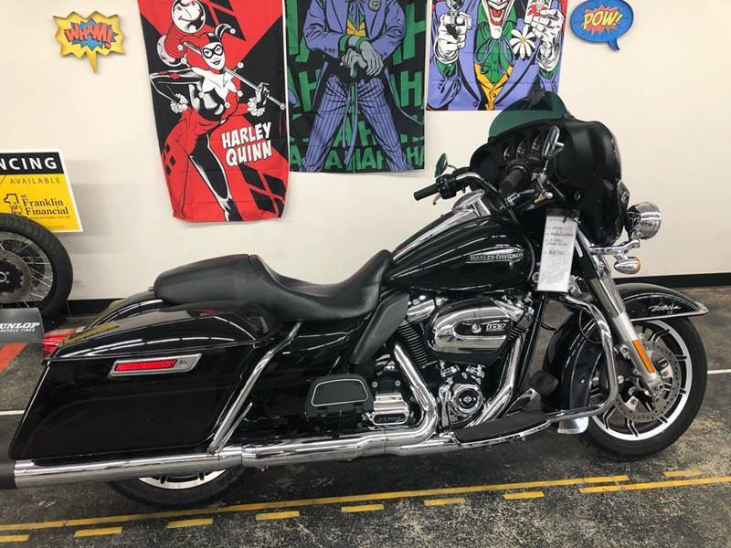 2018 Harley-Davidson FLHTCU