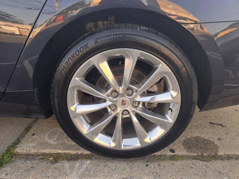 2013 Cadillac XTS Luxury Collection