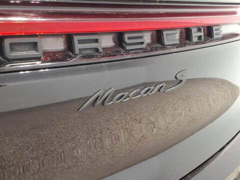 2022 Porsche Macan S