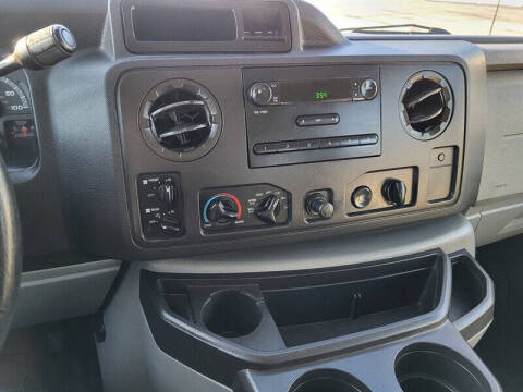 2011 Ford E-Series E-350 SD XL