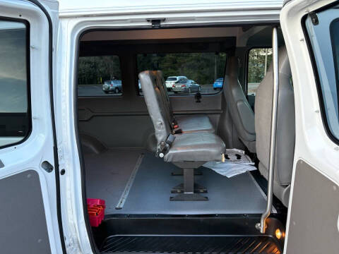 2011 Ford E-Series E-150